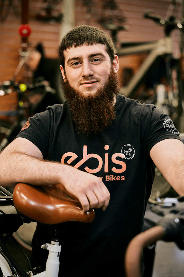 Sjamsoeddi Isayev