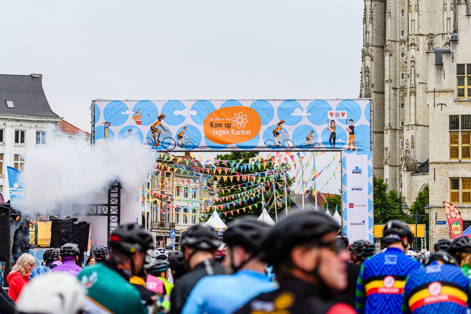 Vertrek 1000 km Kom op tegen Kanker in Mechelen