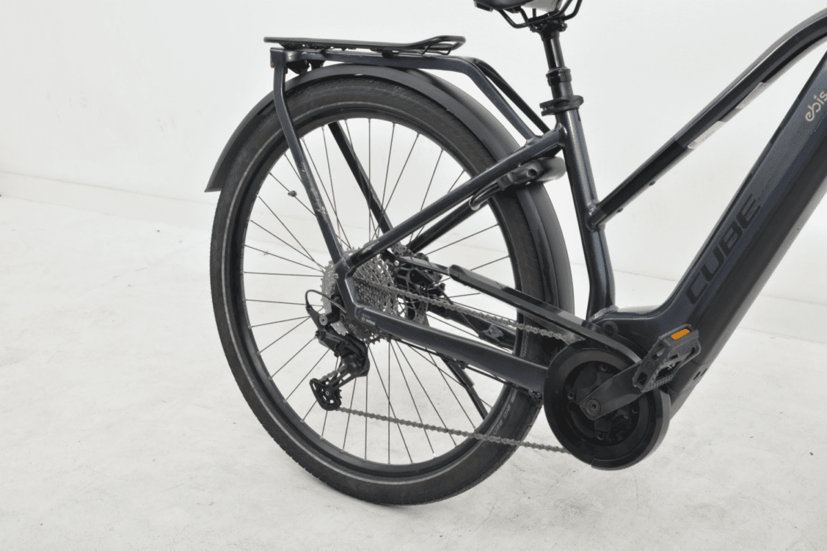 Cube TOURING HYBRID PRO STAGGER
