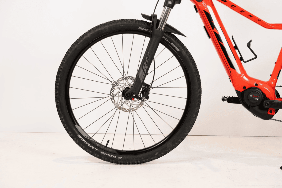 KTM MACINA TOUR CX 610 NYON