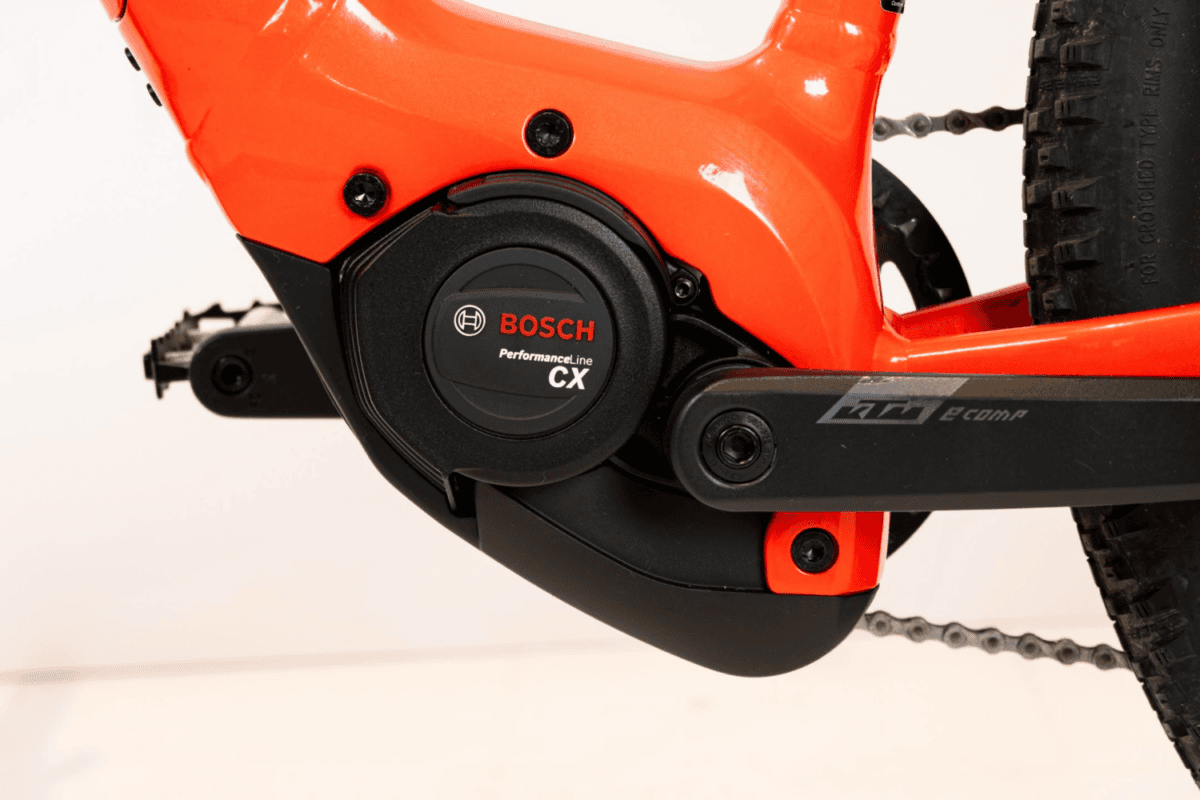 KTM MACINA TOUR CX 610 NYON