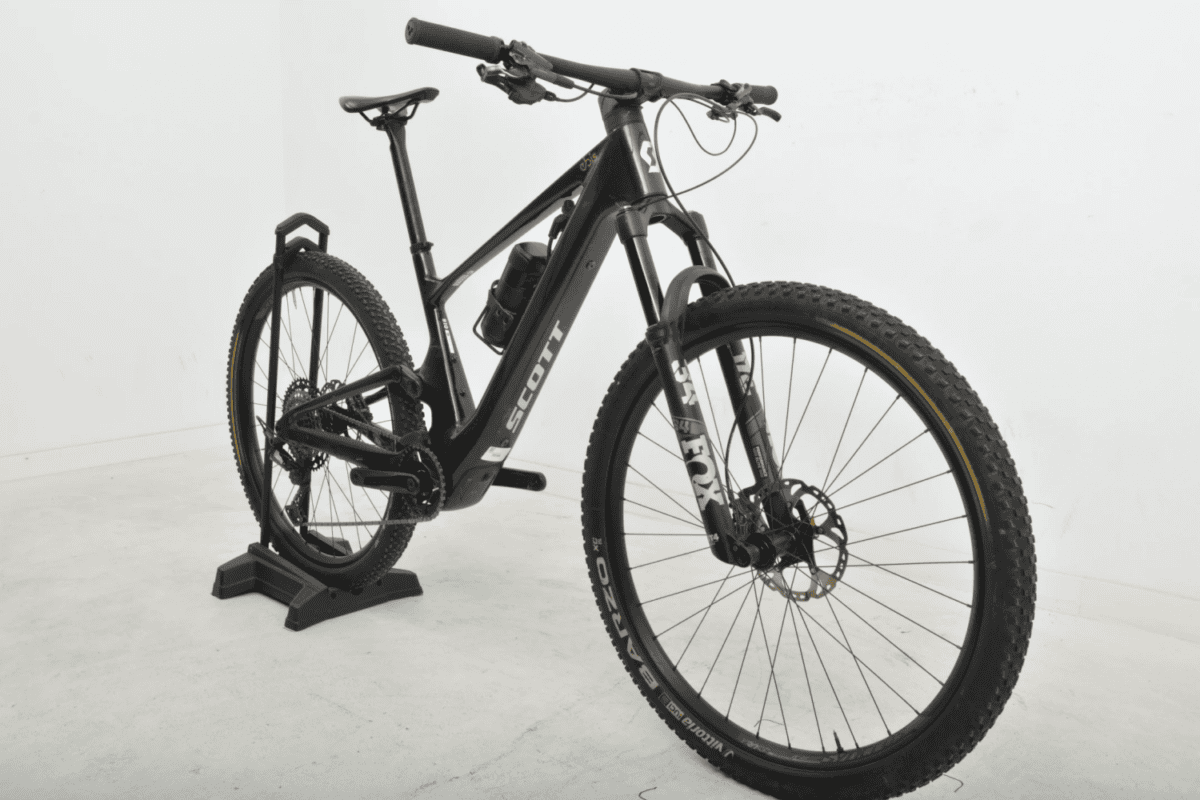 Scott Lumen eride custom